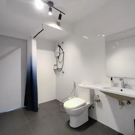 Empire City Pj Studio Suites By Manhattan Group Petaling Jaya Exterior photo