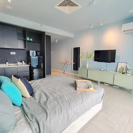 Empire City Pj Studio Suites By Manhattan Group Petaling Jaya Exterior photo