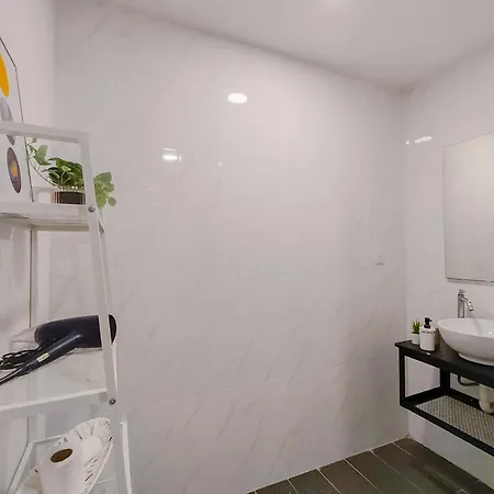 Empire City Pj Studio Suites By Manhattan Group Petaling Jaya Exterior photo