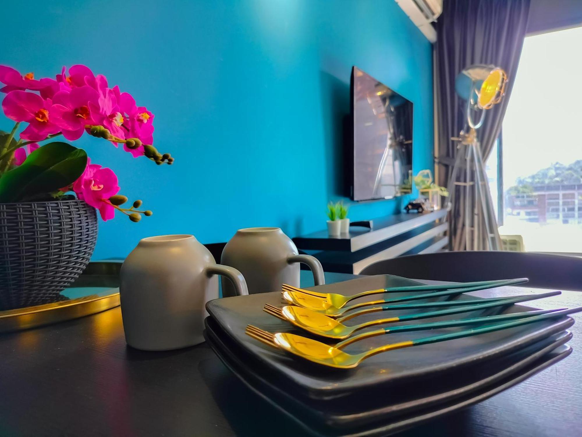 Empire Pj By Manhattan Group Apartment *