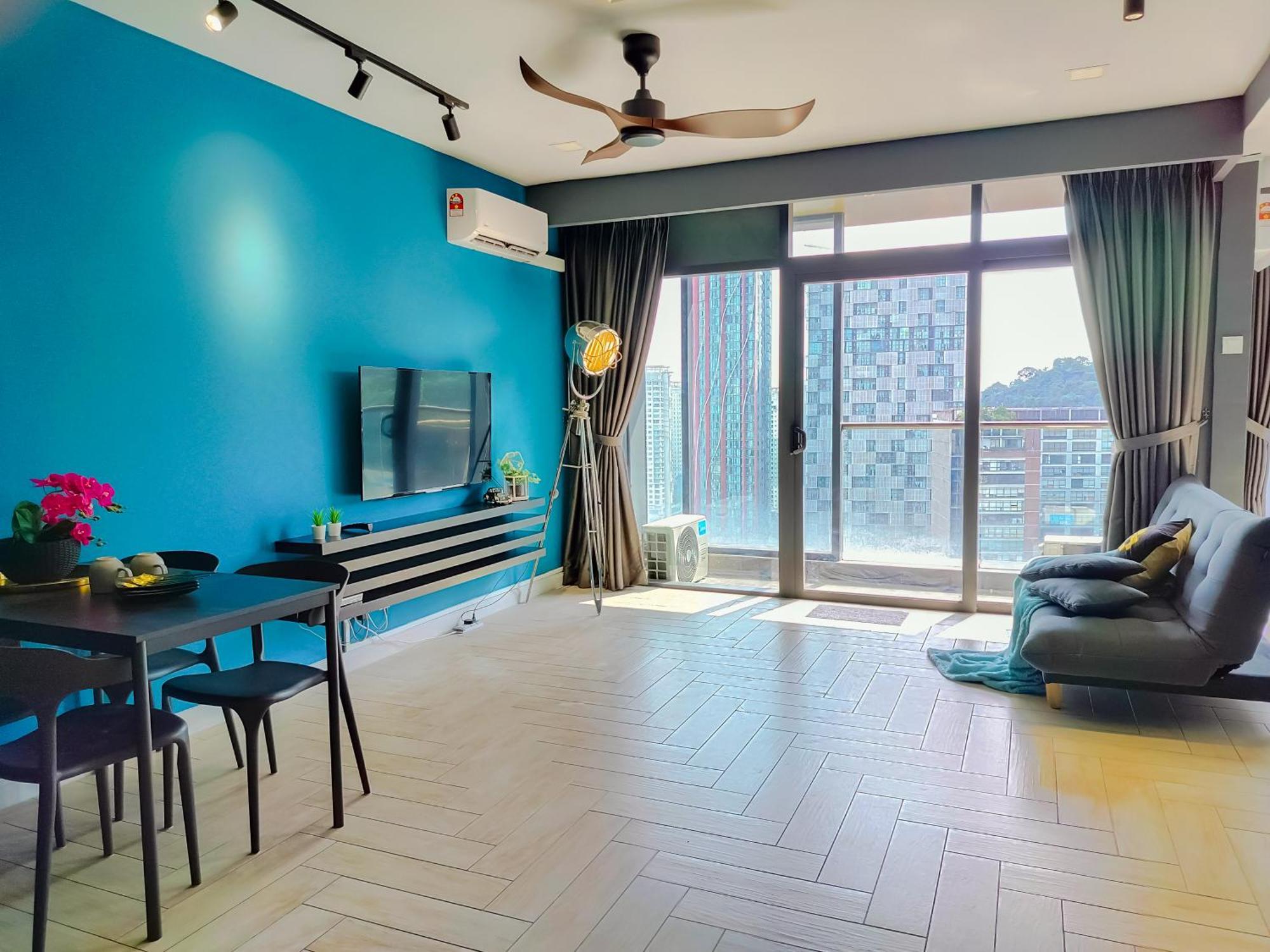 Empire Pj By Manhattan Group